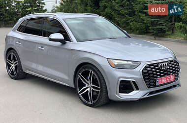 Внедорожник / Кроссовер Audi Q5 2021 в 