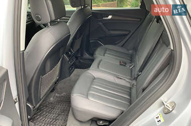Внедорожник / Кроссовер Audi Q5 2021 в 