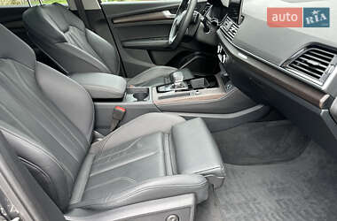 Позашляховик / Кросовер Audi Q5 2023 в 