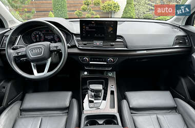 Позашляховик / Кросовер Audi Q5 2023 в 