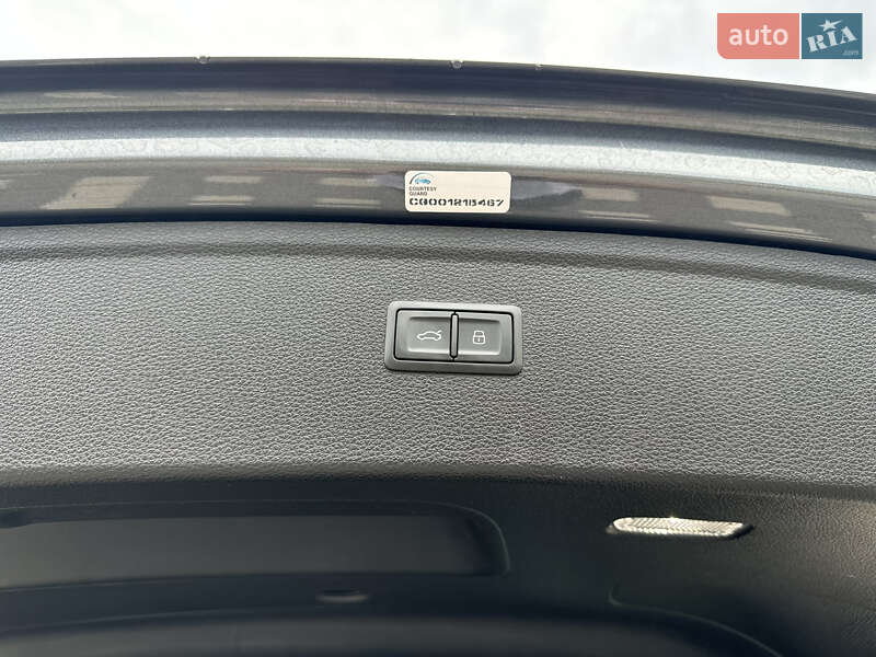 Внедорожник / Кроссовер Audi Q5 2023 в Стрые