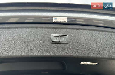 Позашляховик / Кросовер Audi Q5 2023 в 