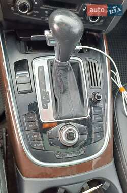 Внедорожник / Кроссовер Audi Q5 2012 в 