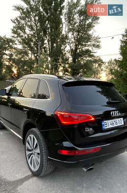 Внедорожник / Кроссовер Audi Q5 2012 в 