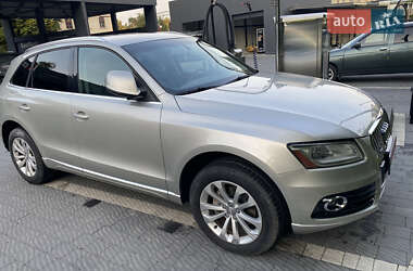 Внедорожник / Кроссовер Audi Q5 2013 в 