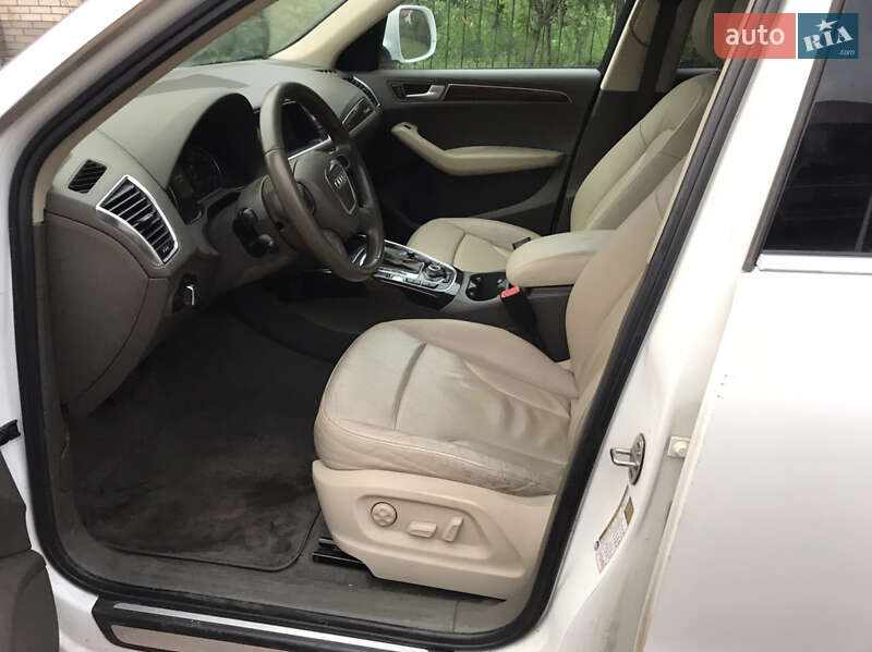 Позашляховик / Кросовер Audi Q5 2012 в Шептицькому