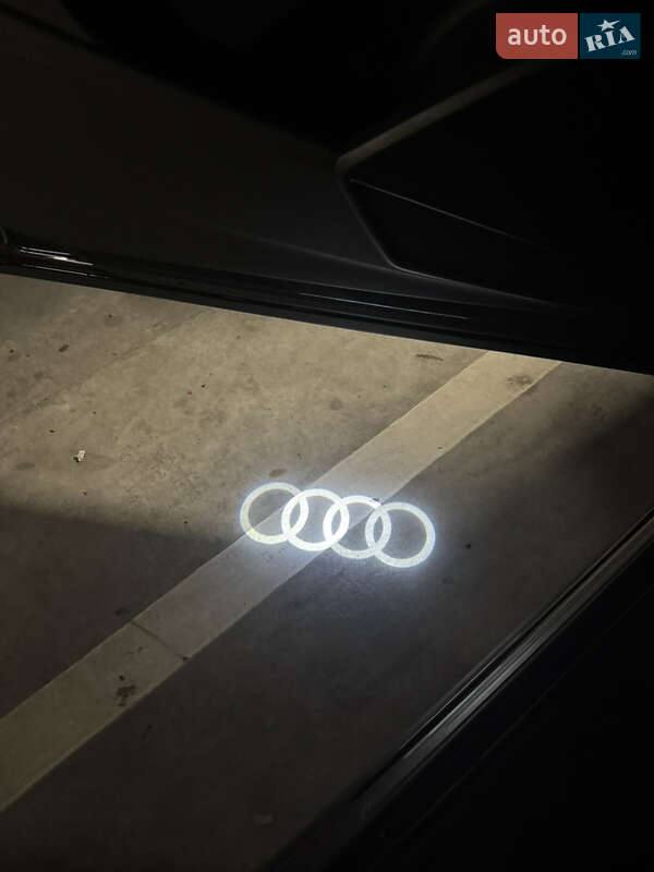 Позашляховик / Кросовер Audi Q5 2018 в Києві