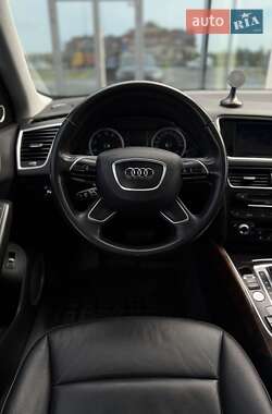 Внедорожник / Кроссовер Audi Q5 2016 в 