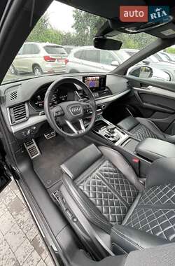 Внедорожник / Кроссовер Audi Q5 2022 в 