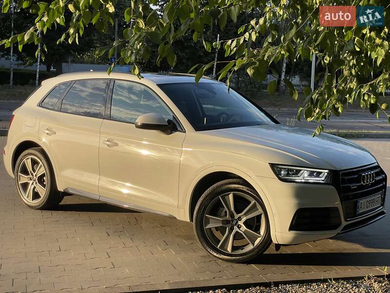 Внедорожник / Кроссовер Audi Q5 2019 в Белой Церкви