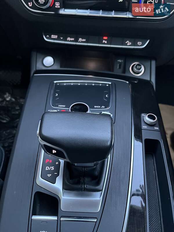 Внедорожник / Кроссовер Audi Q5 2019 в Белой Церкви