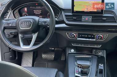 Внедорожник / Кроссовер Audi Q5 2019 в 