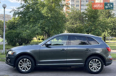 Позашляховик / Кросовер Audi Q5 2015 в 