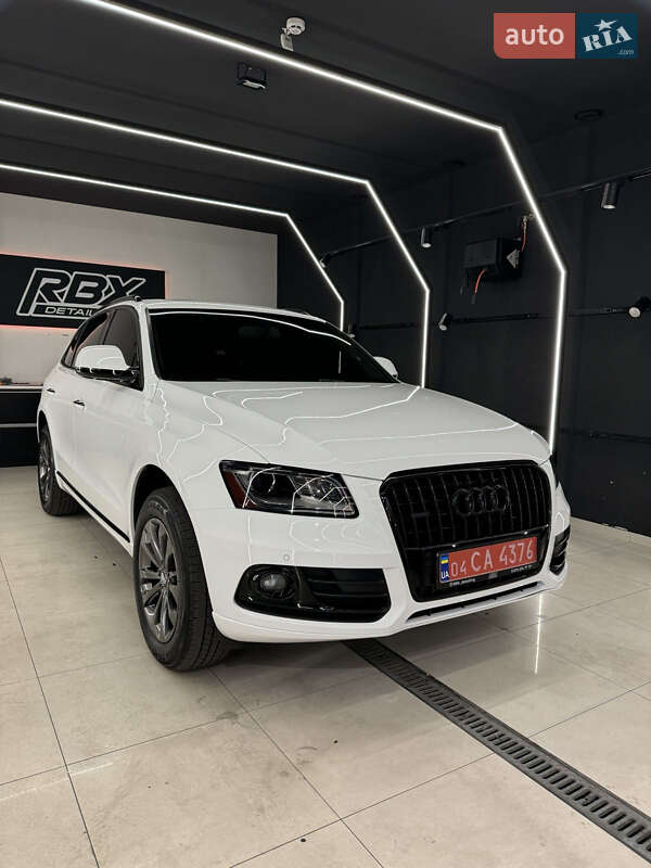 Позашляховик / Кросовер Audi Q5 2015 в Дніпрі