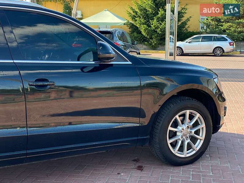 Позашляховик / Кросовер Audi Q5 2010 в Рівному