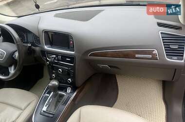 Внедорожник / Кроссовер Audi Q5 2015 в 