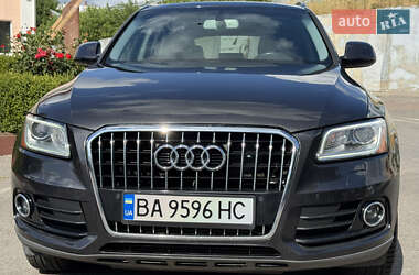 Внедорожник / Кроссовер Audi Q5 2016 в 