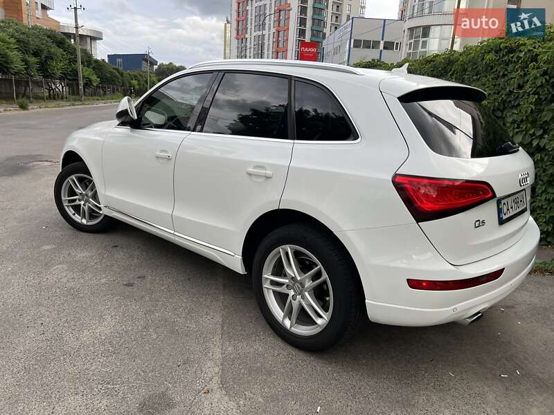 Позашляховик / Кросовер Audi Q5 2013 в Києві