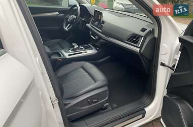 Внедорожник / Кроссовер Audi Q5 2018 в 