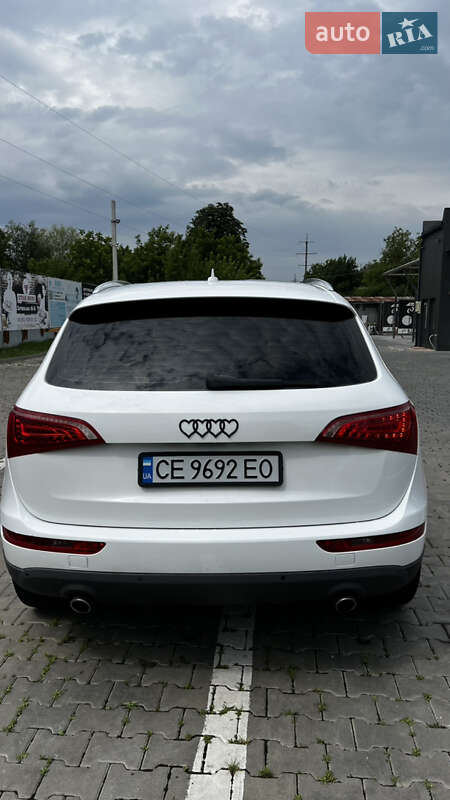 Позашляховик / Кросовер Audi Q5 2010 в Чернівцях