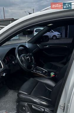 Позашляховик / Кросовер Audi Q5 2010 в 