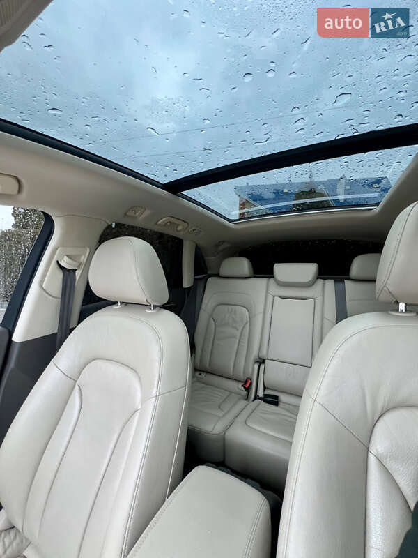 Внедорожник / Кроссовер Audi Q5 2015 в Долине