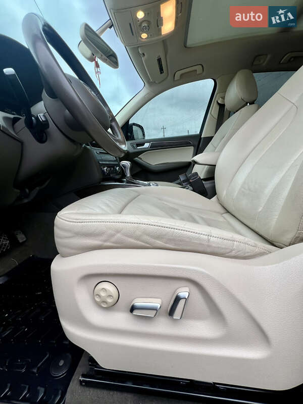 Внедорожник / Кроссовер Audi Q5 2015 в Долине