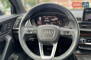 Внедорожник / Кроссовер Audi Q5 2019 в 