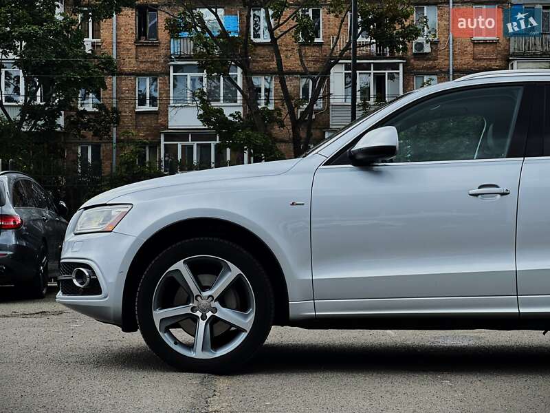 Позашляховик / Кросовер Audi Q5 2014 в Києві