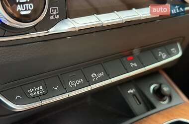 Внедорожник / Кроссовер Audi Q5 2022 в 