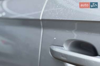 Внедорожник / Кроссовер Audi Q5 2022 в 