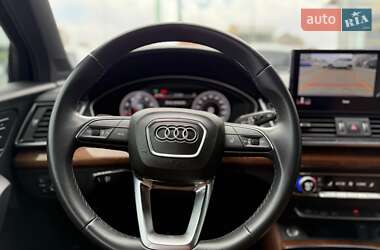 Внедорожник / Кроссовер Audi Q5 2022 в 