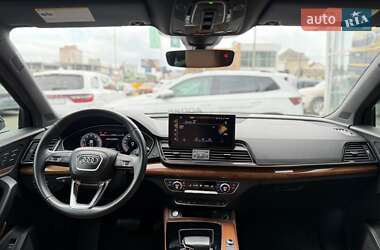 Внедорожник / Кроссовер Audi Q5 2022 в 