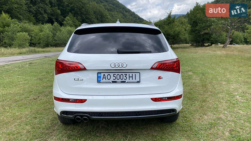 Позашляховик / Кросовер Audi Q5 2010 в Ужгороді