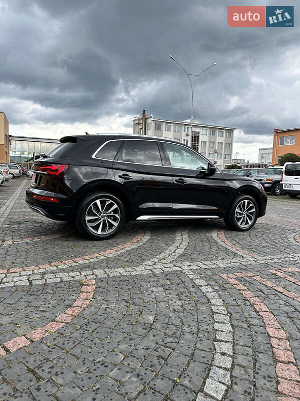 Позашляховик / Кросовер Audi Q5 2021 в Луцьку