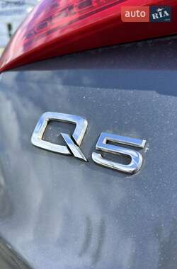 Позашляховик / Кросовер Audi Q5 2012 в 