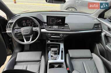 Внедорожник / Кроссовер Audi Q5 2024 в 