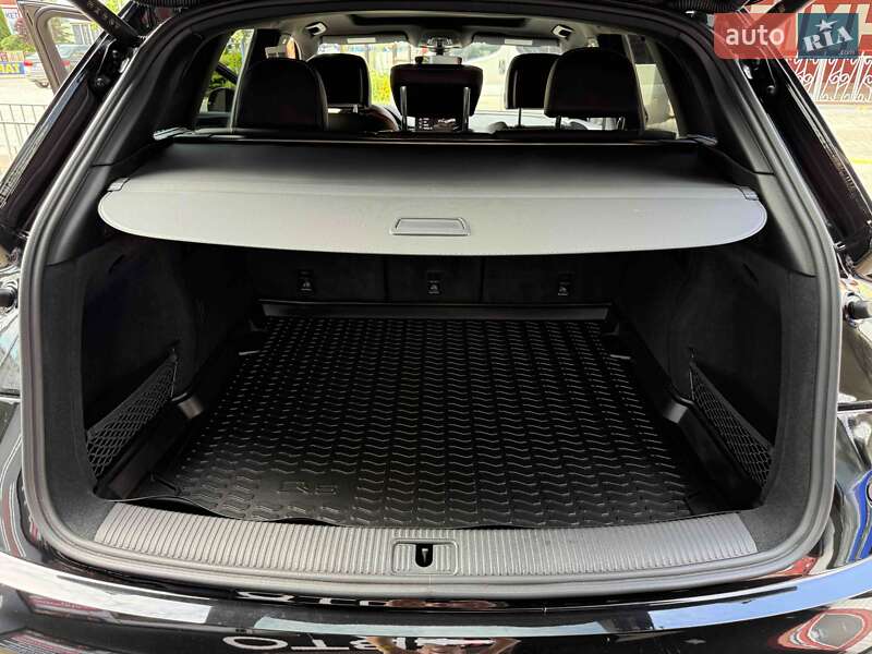 Позашляховик / Кросовер Audi Q5 2024 в Львові
