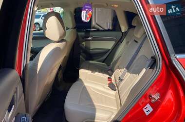 Позашляховик / Кросовер Audi Q5 2014 в 
