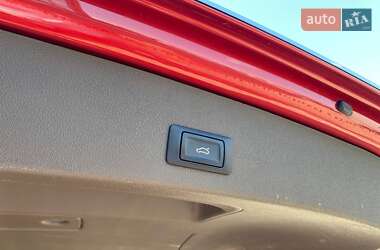 Позашляховик / Кросовер Audi Q5 2014 в 