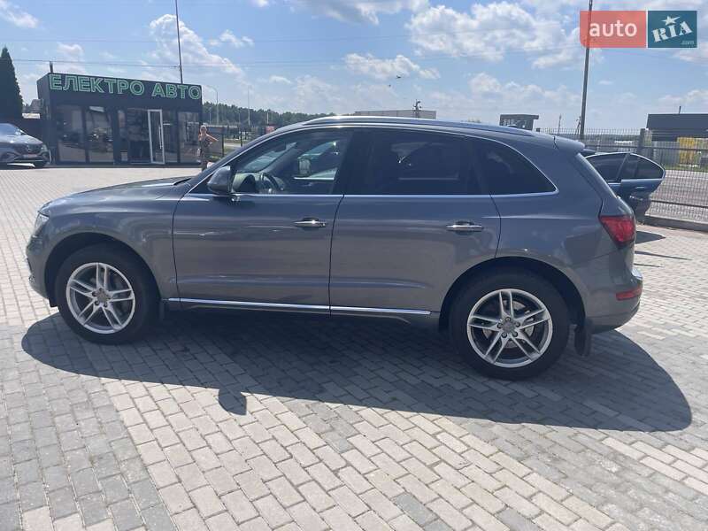 Внедорожник / Кроссовер Audi Q5 2015 в Львове