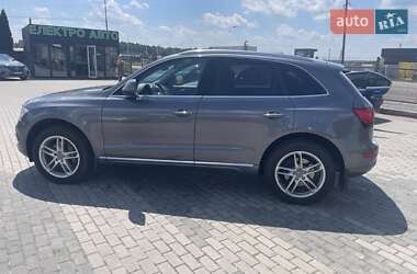Внедорожник / Кроссовер Audi Q5 2015 в 