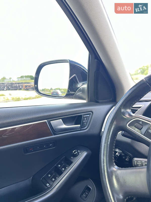 Позашляховик / Кросовер Audi Q5 2011 в Львові