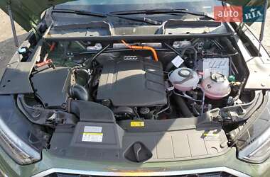 Внедорожник / Кроссовер Audi Q5 2021 в 