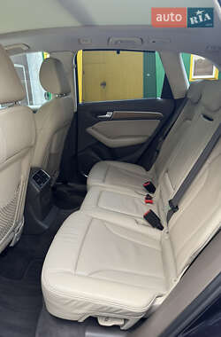 Внедорожник / Кроссовер Audi Q5 2013 в 