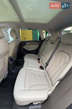 Внедорожник / Кроссовер Audi Q5 2013 в 