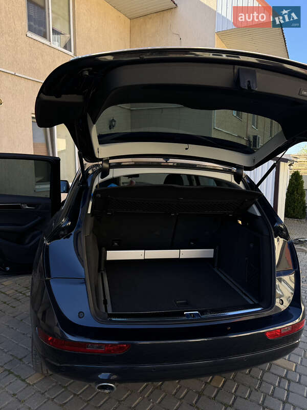 Позашляховик / Кросовер Audi Q5 2015 в Одесі
