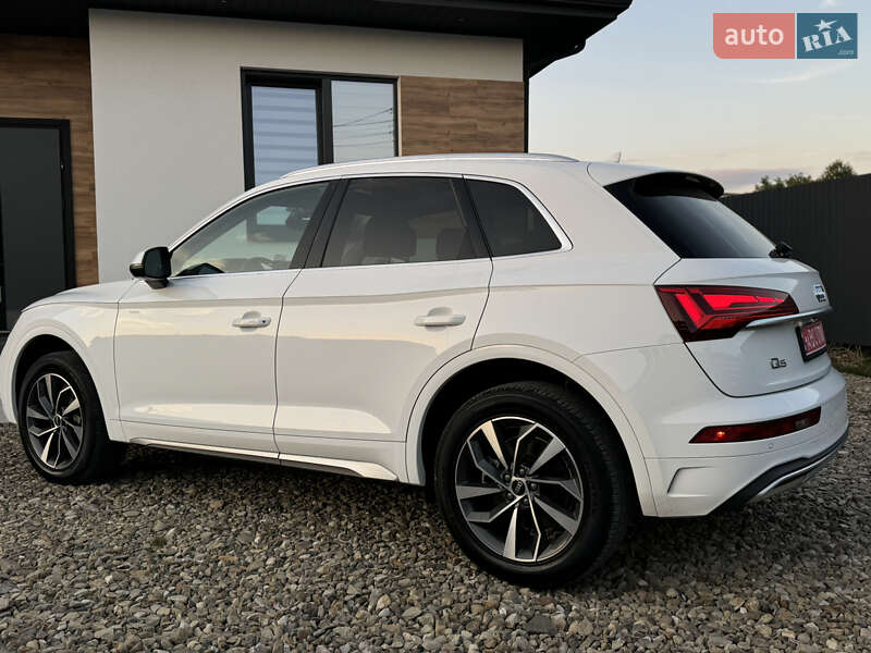 Внедорожник / Кроссовер Audi Q5 2021 в Стрые