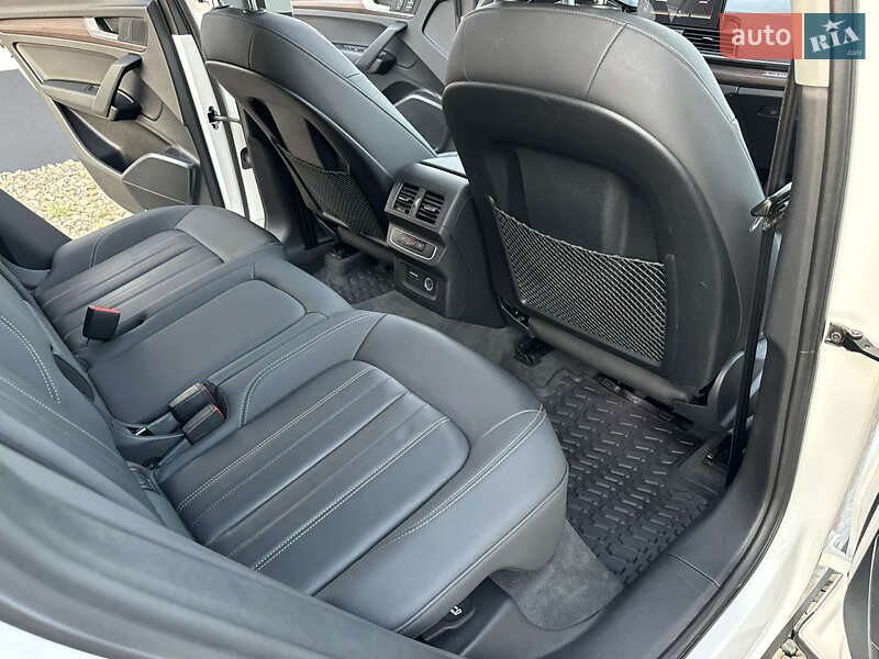 Внедорожник / Кроссовер Audi Q5 2021 в Стрые