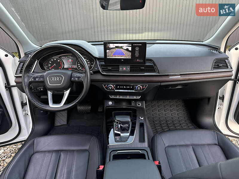 Внедорожник / Кроссовер Audi Q5 2021 в Стрые